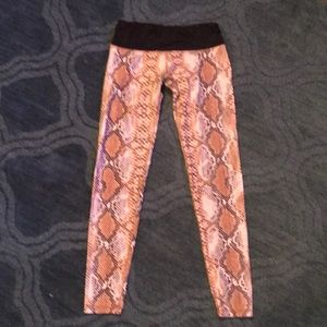 Noli Capri pants